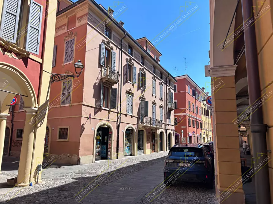 Immagine 42 di Ufficio in affitto  in via canalino 36 a Modena