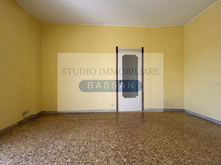 Immagine 3 di Appartamento in vendita  in Via Torino 72 a Samarate