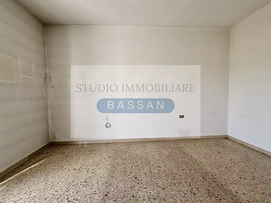Immagine 6 di Appartamento in vendita  in Via Torino 72 a Samarate