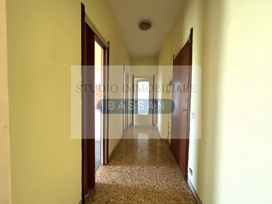 Immagine 17 di Appartamento in vendita  in Via Torino 72 a Samarate
