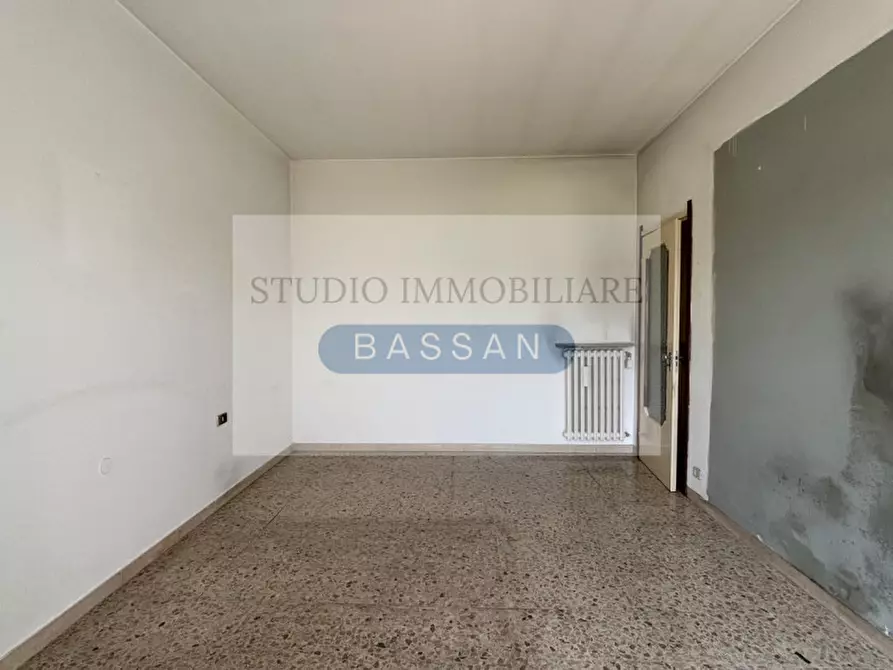 Immagine 21 di Appartamento in vendita  in Via Torino 72 a Samarate