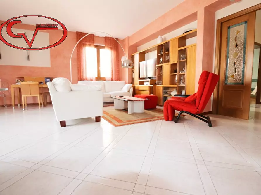 Immagine 16 di Villa in vendita  in Via Gustavo Borsari a Montevarchi