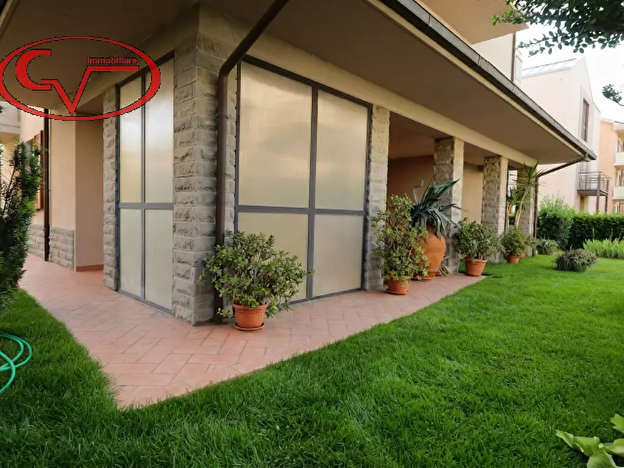 Immagine 24 di Villa in vendita  in Via Gustavo Borsari a Montevarchi