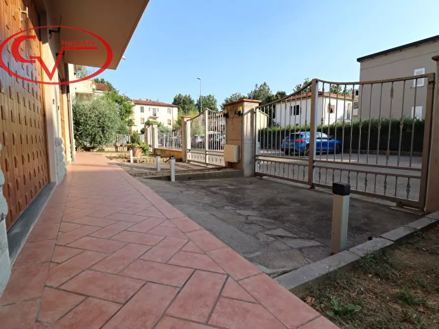 Immagine 27 di Villa in vendita  in Via Gustavo Borsari a Montevarchi