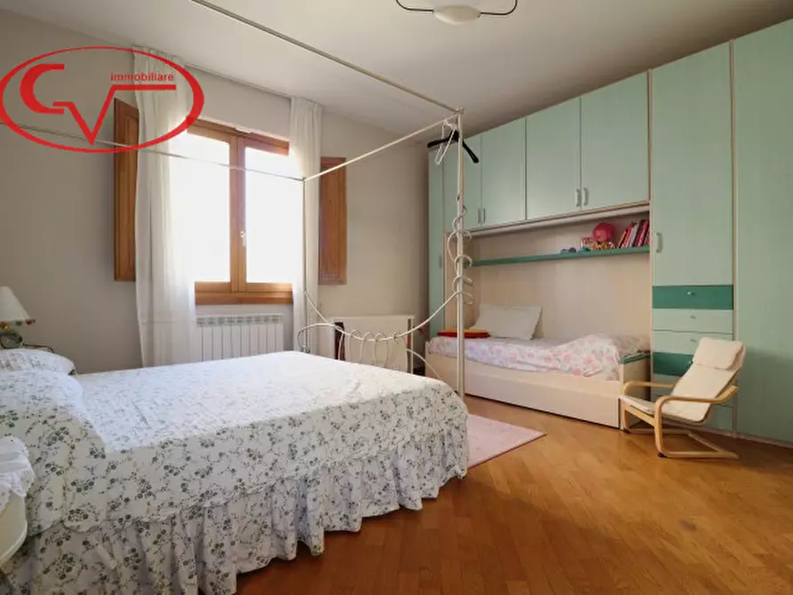 Immagine 27 di Villa in vendita  in Via Gustavo Borsari a Montevarchi