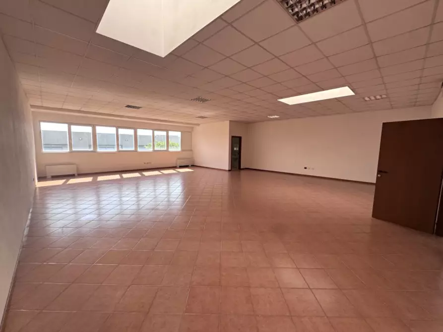 Immagine 1 di Ufficio in vendita  in Via Levico a Mestrino