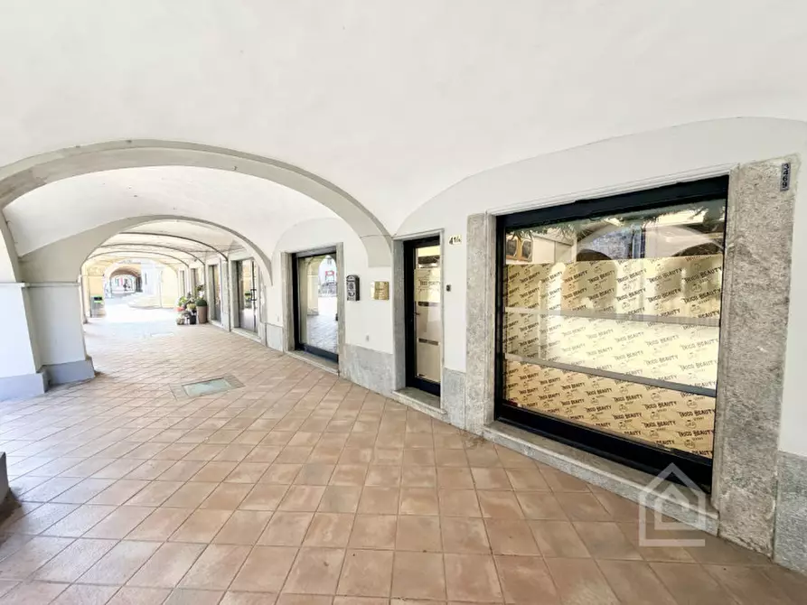 Immagine 20 di Negozio in vendita  in Corso Delio Verna 41 a Verolengo