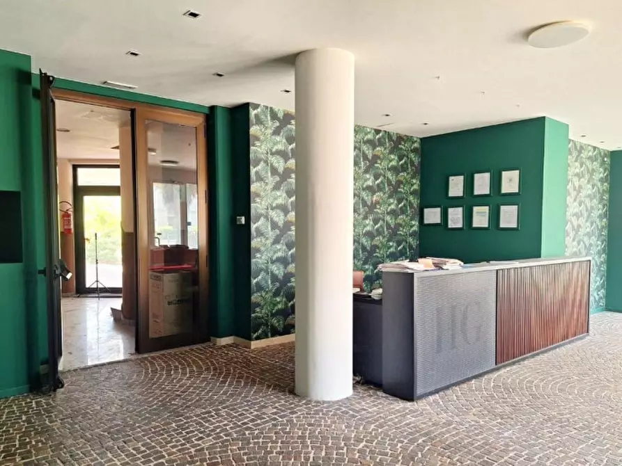 Immagine 2 di Hotel in vendita  in Via Giuseppe di Vittorio, 13, 60044 Fabriano AN, Italia a Fabriano