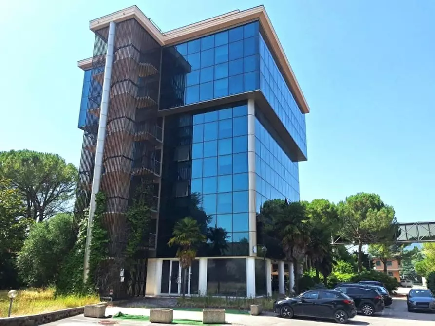 Immagine 3 di Hotel in vendita  in Via Giuseppe di Vittorio, 13, 60044 Fabriano AN, Italia a Fabriano