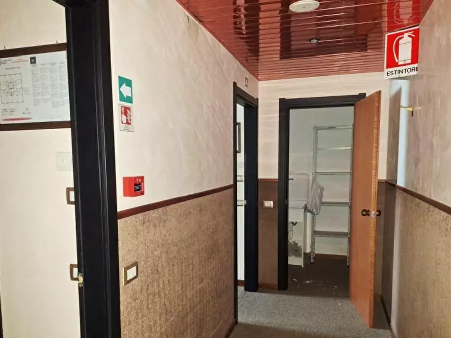 Immagine 9 di Hotel in vendita  in Via Giuseppe di Vittorio, 13, 60044 Fabriano AN, Italia a Fabriano