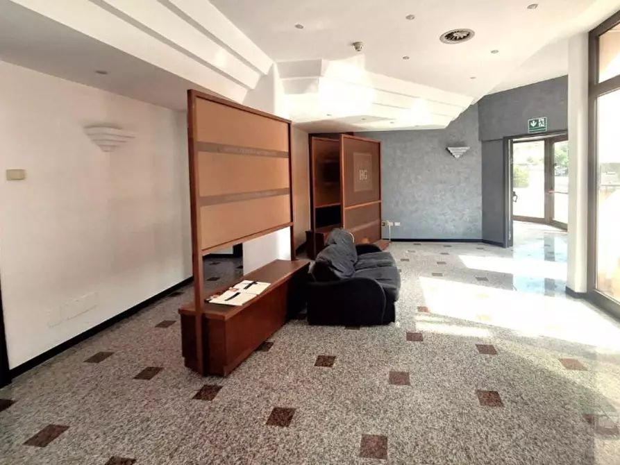 Immagine 2 di Hotel in vendita  in Via Giuseppe di Vittorio, 5, 60044 Fabriano AN, Italia a Fabriano