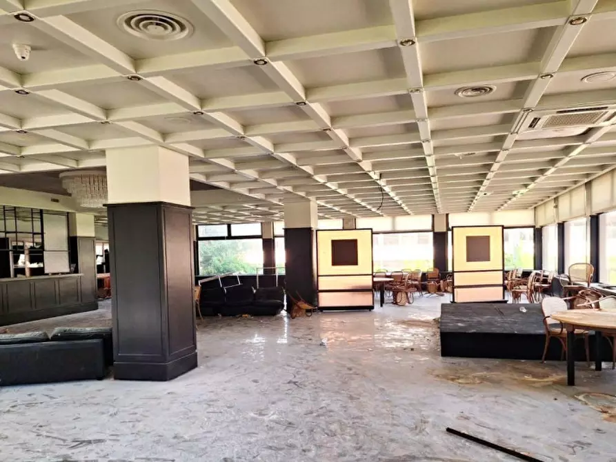 Immagine 2 di Hotel in vendita  in Via Giuseppe di Vittorio, 13, 60044 Fabriano AN, Italia a Fabriano