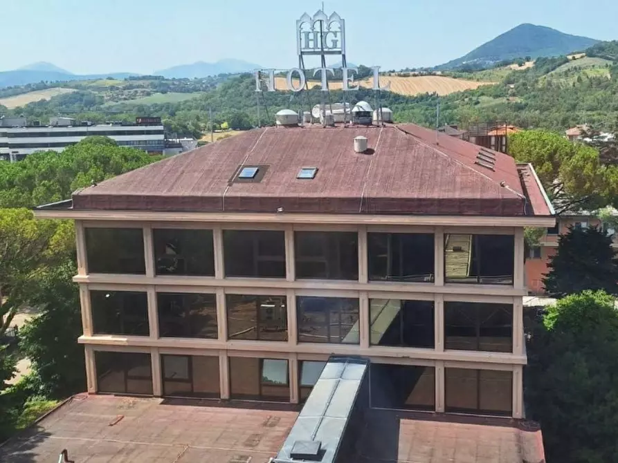 Immagine 10 di Hotel in vendita  in Via Giuseppe di Vittorio, 13, 60044 Fabriano AN, Italia a Fabriano