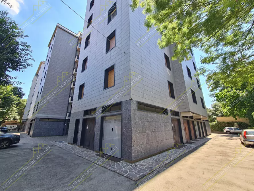Immagine 45 di Attico in vendita  in Via Paolo Ruffini 35 a Modena