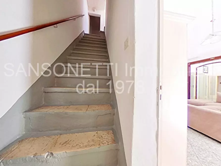 Immagine 22 di Villetta a schiera in vendita  in Via Morelli a Fasano