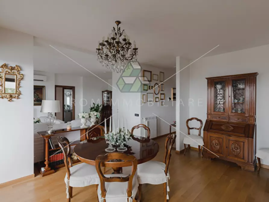 Immagine 5 di Appartamento in vendita  in Via Giovanni Lampariello a Roma