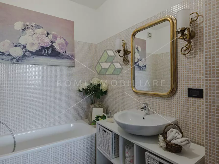 Immagine 21 di Appartamento in vendita  in Via Giovanni Lampariello a Roma