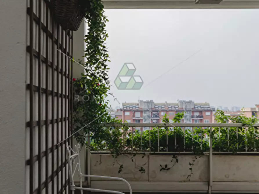 Immagine 30 di Appartamento in vendita  in Via Giovanni Lampariello a Roma
