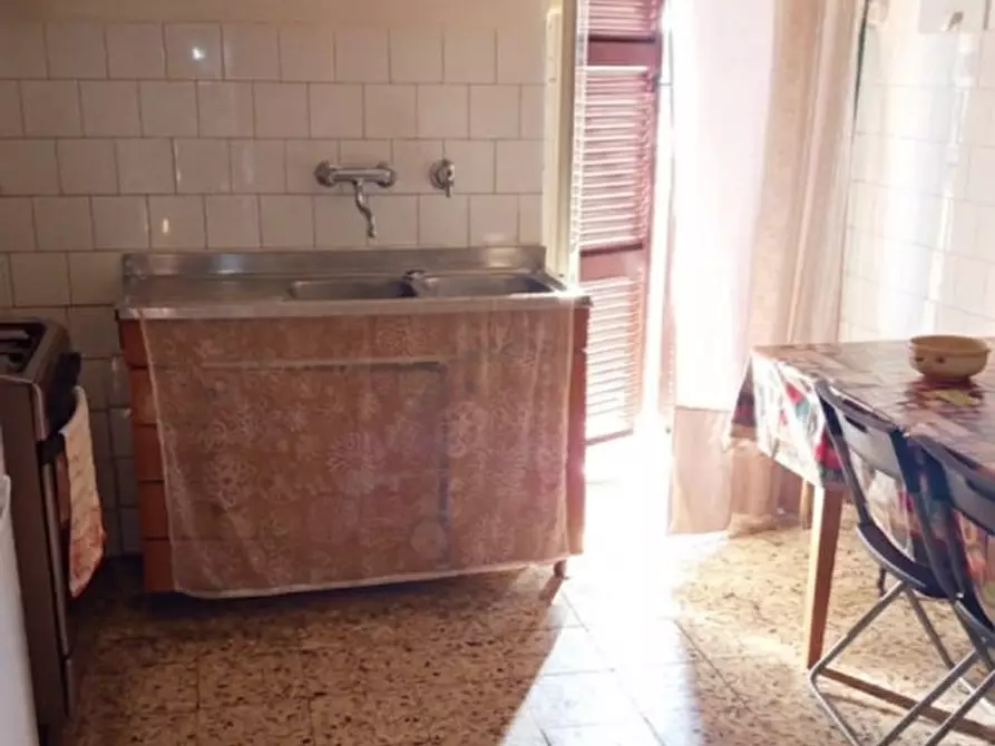 Immagine 2 di Appartamento in vendita  in Piazza Madonna del Divino Amore a Palombara Sabina