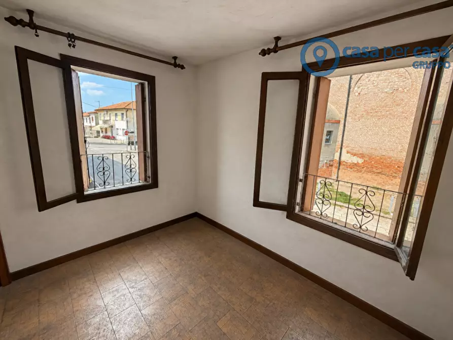 Immagine 6 di Casa indipendente in vendita  a Rovigo