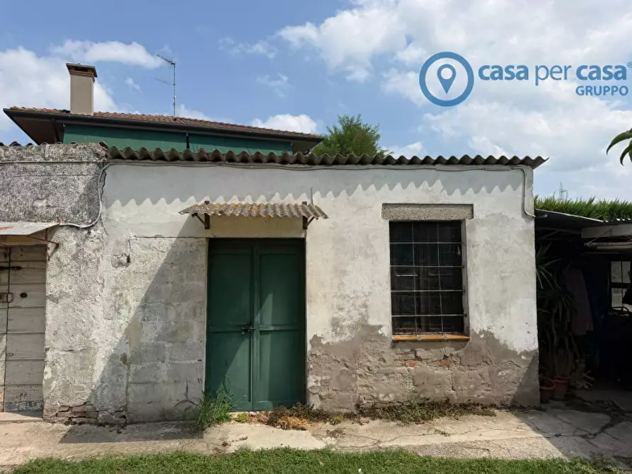 Immagine 8 di Casa indipendente in vendita  a Rovigo