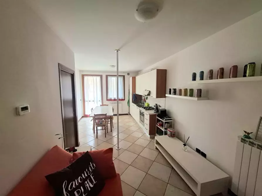 Immagine 3 di Camera in affitto  in Piazza Kolbe 3 a Legnaro