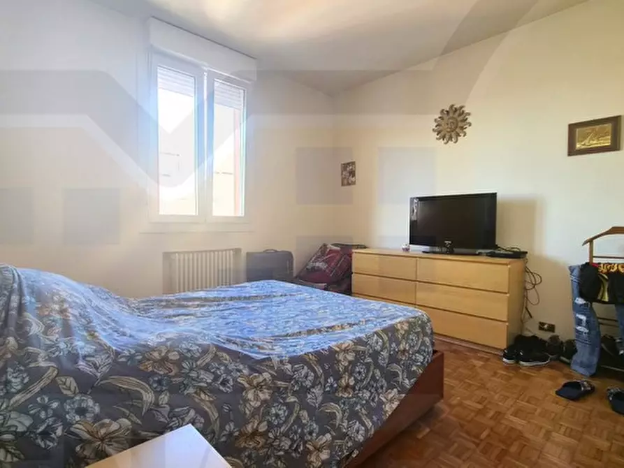 Immagine 15 di Appartamento in vendita  in via donizetti a Imola