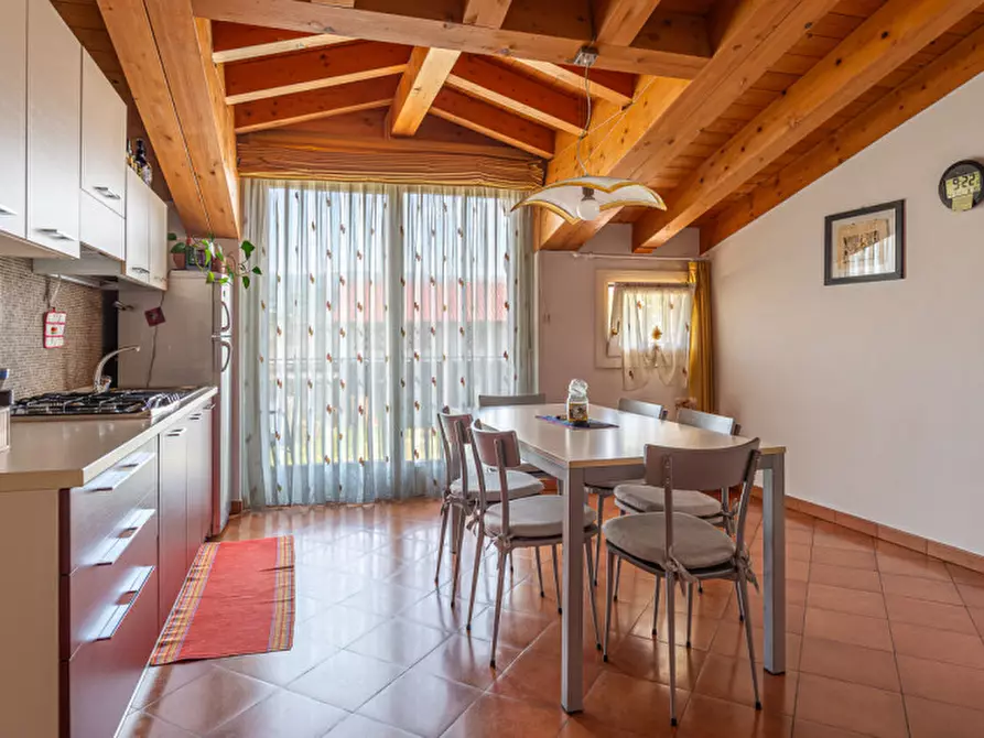 Immagine 1 di Appartamento in vendita  in Via Oppio, 9 a Colceresa