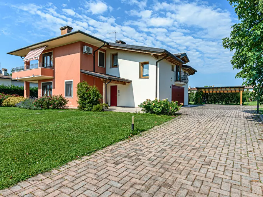 Immagine 4 di Appartamento in vendita  in Via Oppio, 9 a Colceresa