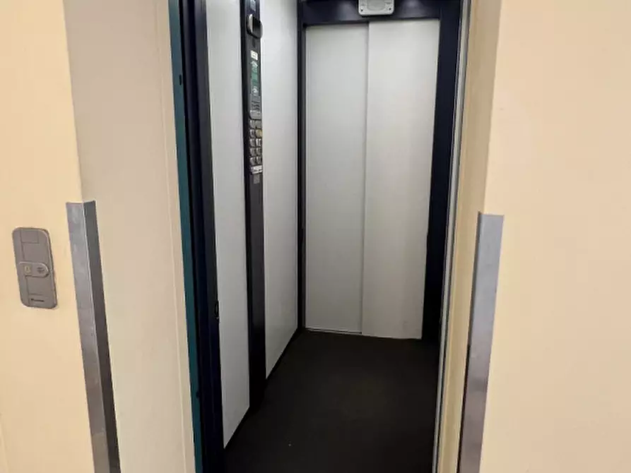 Immagine 17 di Appartamento in vendita  in Via Monte asolone a Vicenza