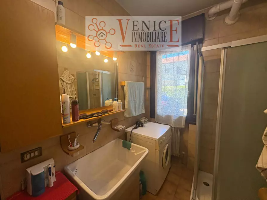 Immagine 8 di Casa trifamiliare in vendita  a Mirano