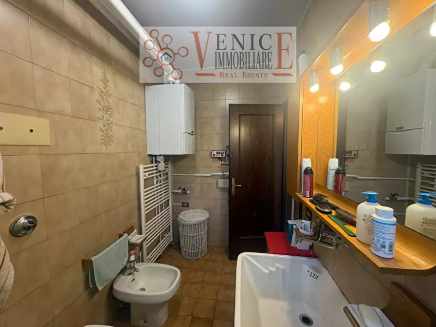 Immagine 9 di Casa trifamiliare in vendita  a Mirano
