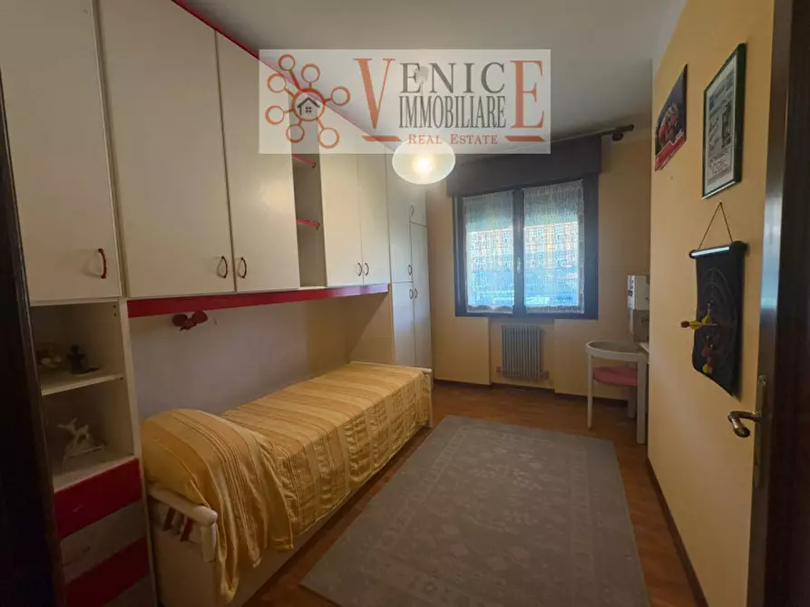 Immagine 12 di Casa trifamiliare in vendita  a Mirano