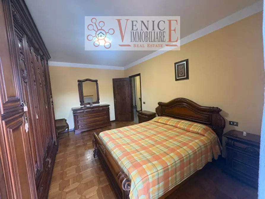 Immagine 18 di Casa trifamiliare in vendita  a Mirano