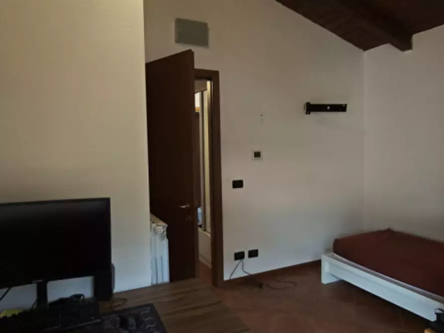 Immagine 12 di Casa bifamiliare in vendita  in Via Tironega a Endine Gaiano