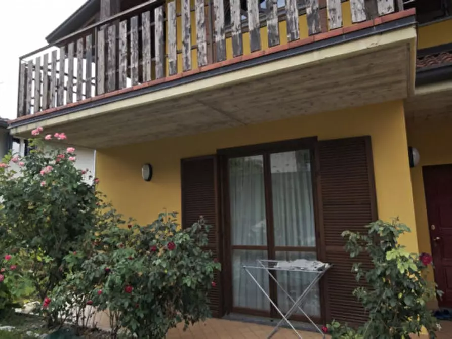 Immagine 16 di Casa bifamiliare in vendita  in Via Tironega a Endine Gaiano