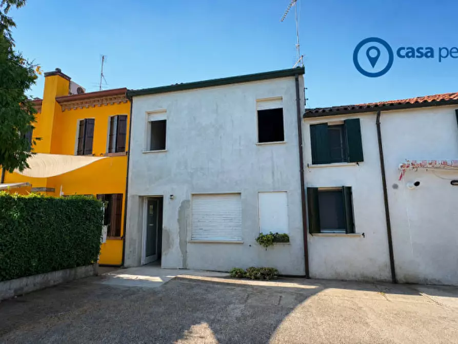 Immagine 4 di Villetta a schiera in vendita  in Via Guglielmo Marconi a Costa Di Rovigo