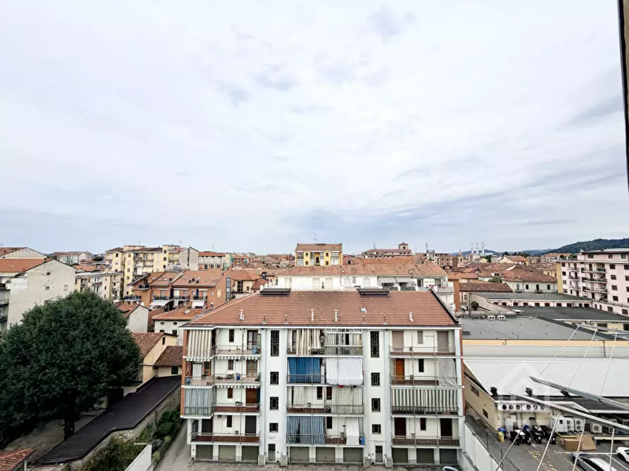 Immagine 13 di Appartamento in vendita  in Vicolo San Pietro 10 a Chivasso