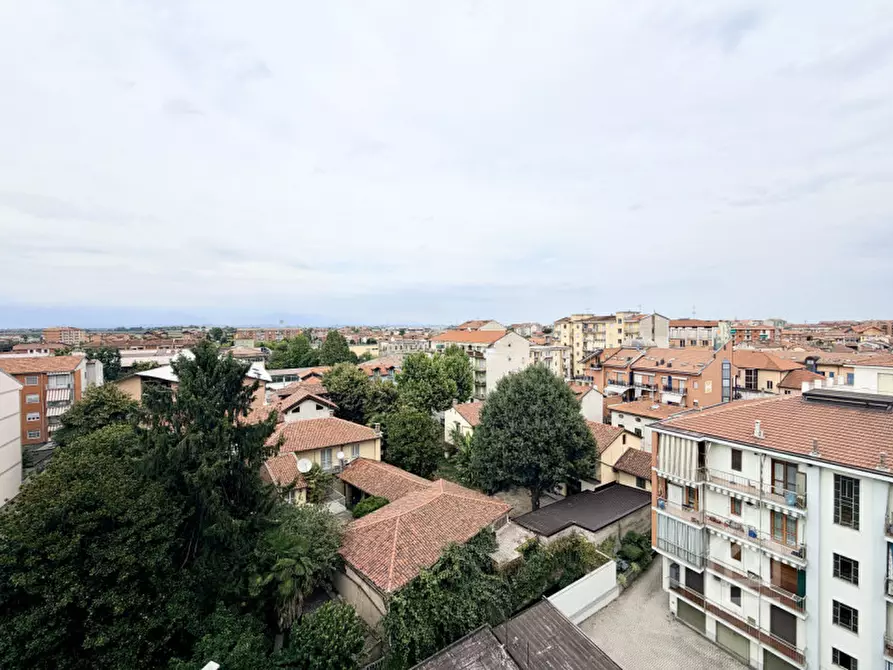 Immagine 18 di Appartamento in vendita  in Vicolo San Pietro 10 a Chivasso