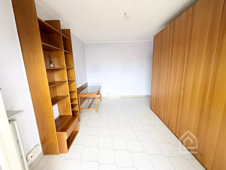Immagine 19 di Appartamento in vendita  in Vicolo San Pietro 10 a Chivasso