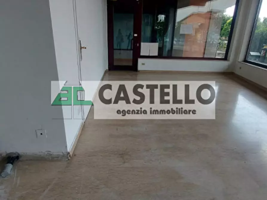 Immagine 3 di Negozio in affitto  in Via Caltana 3 a Campodarsego