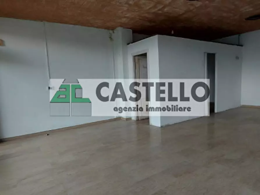 Immagine 6 di Negozio in affitto  in Via Caltana 3 a Campodarsego