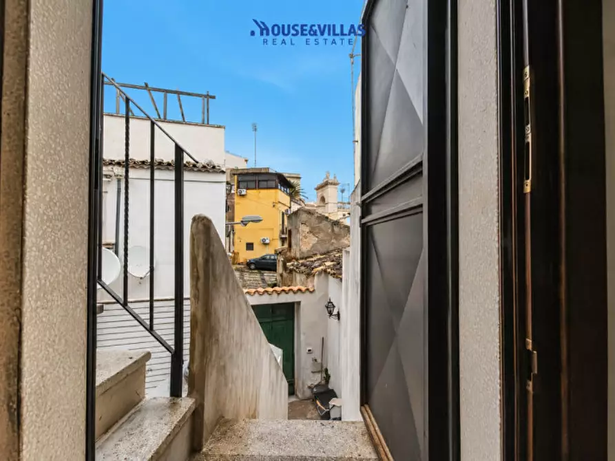 Immagine 9 di Casa indipendente in vendita  in Via Nicolò Mandalà a Noto