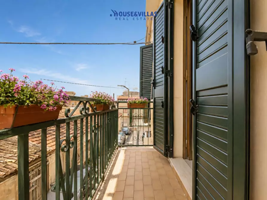 Immagine 19 di Casa indipendente in vendita  in Via Nicolò Mandalà a Noto