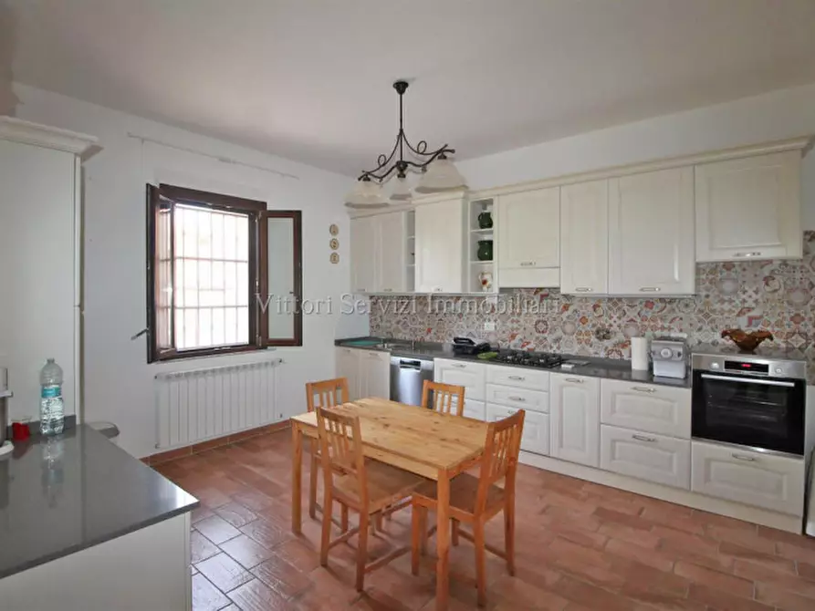 Immagine 2 di Casa indipendente in vendita  in Via Firenze a Torrita Di Siena