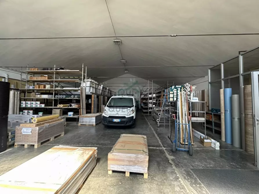 Immagine 12 di Capannone industriale in vendita  in Via Gianbattista Morgagni a Verona
