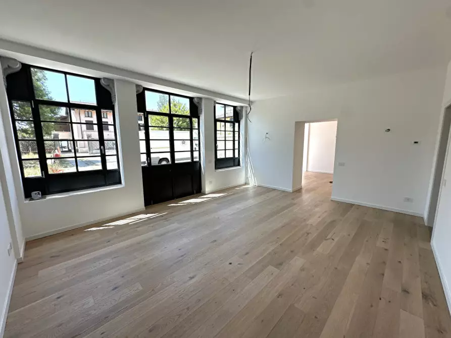Immagine 3 di Appartamento in vendita  in Via Montedenno 22 a Brescia