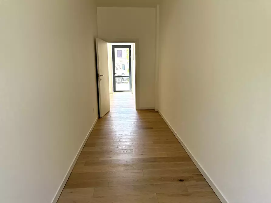 Immagine 6 di Appartamento in vendita  in Via Montedenno 22 a Brescia