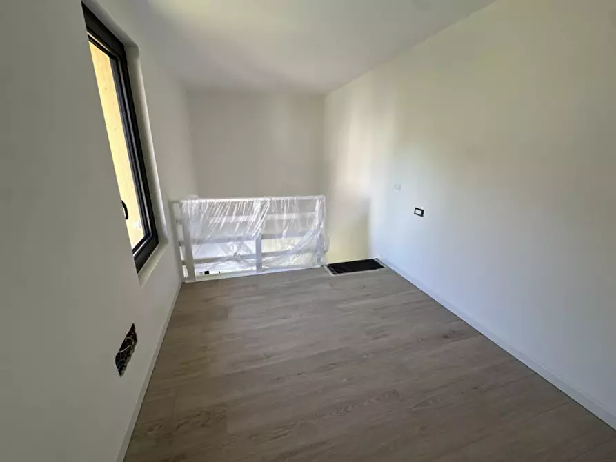 Immagine 10 di Appartamento in vendita  in Via Montedenno 22 a Brescia