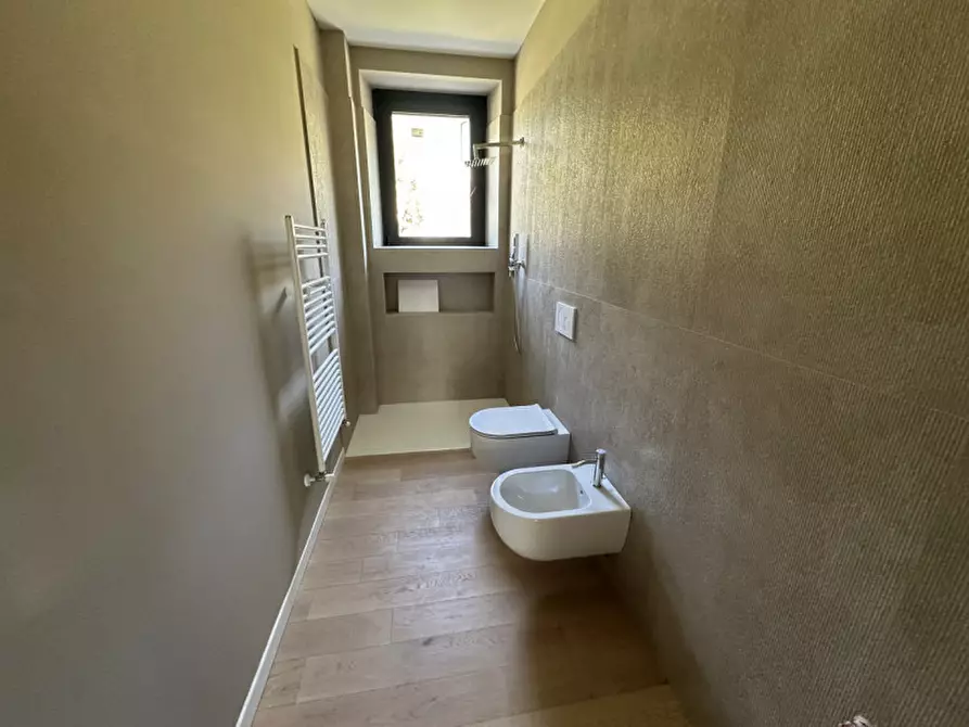 Immagine 19 di Appartamento in vendita  in Via Montedenno 22 a Brescia